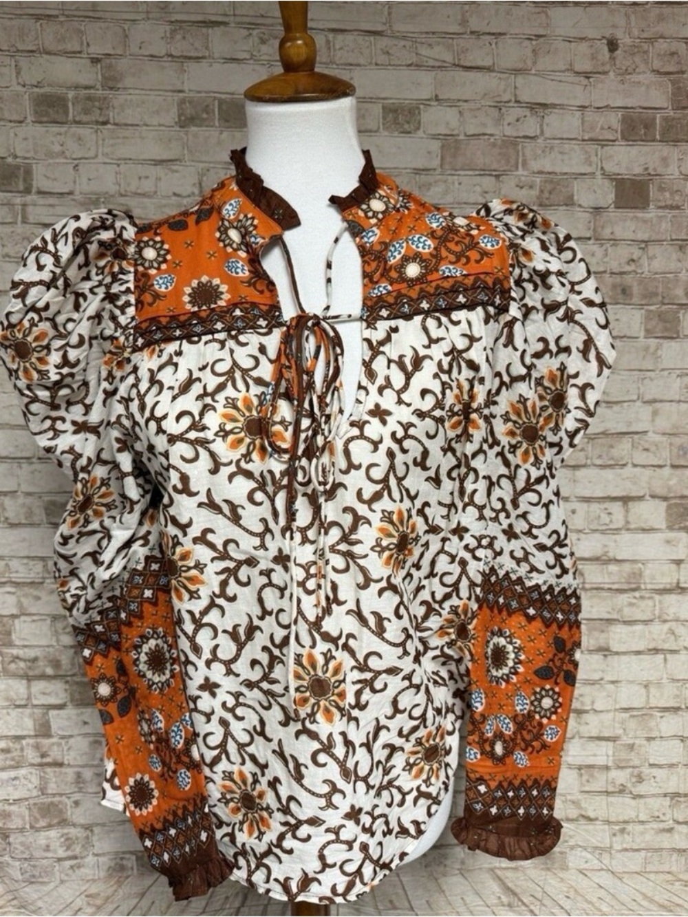 House of Harlow 1960 Rust and Ivory Floral Puff-Sleeve Blouse